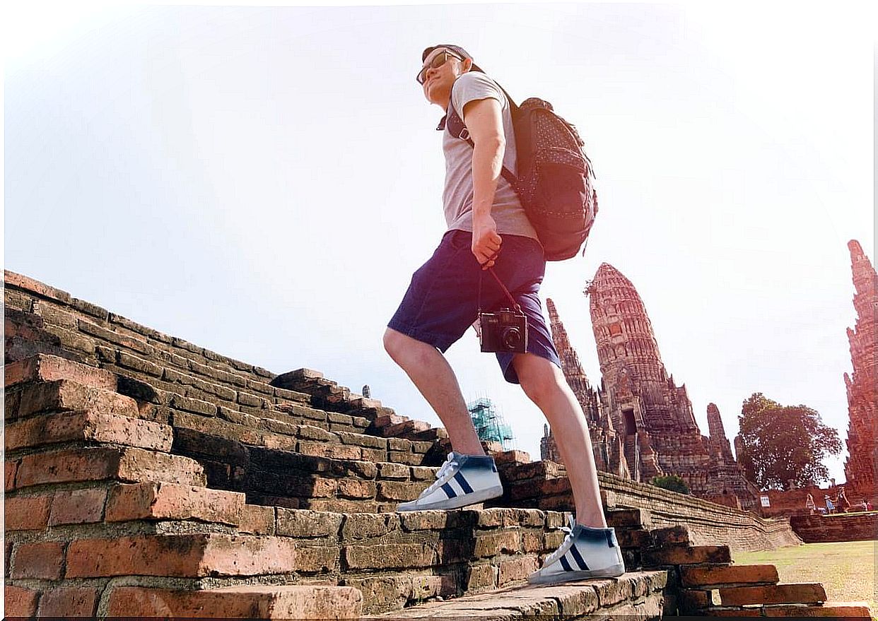 Traveler in a monument