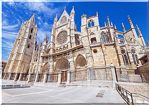 Cathedrals of Spain: León