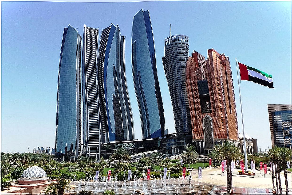 Abu Dhabi in the United Arab Emirates, discover the new Dubai