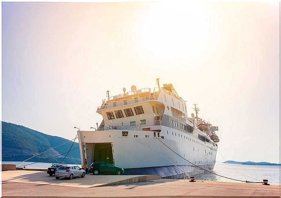 Taking the 'ferry' to Corsica: what are the advantages?