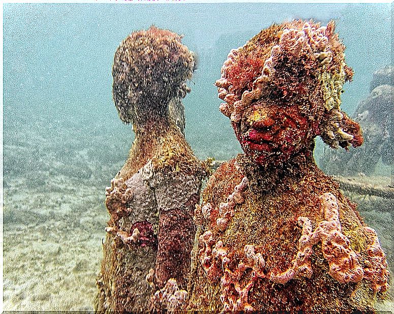 Statues of the Molinere underwater sculpture park