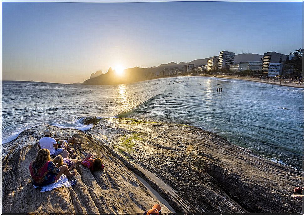 Arpoador Beach