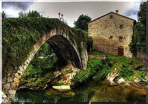 Liérganes in Cantabria and its beautiful legend of the fish man