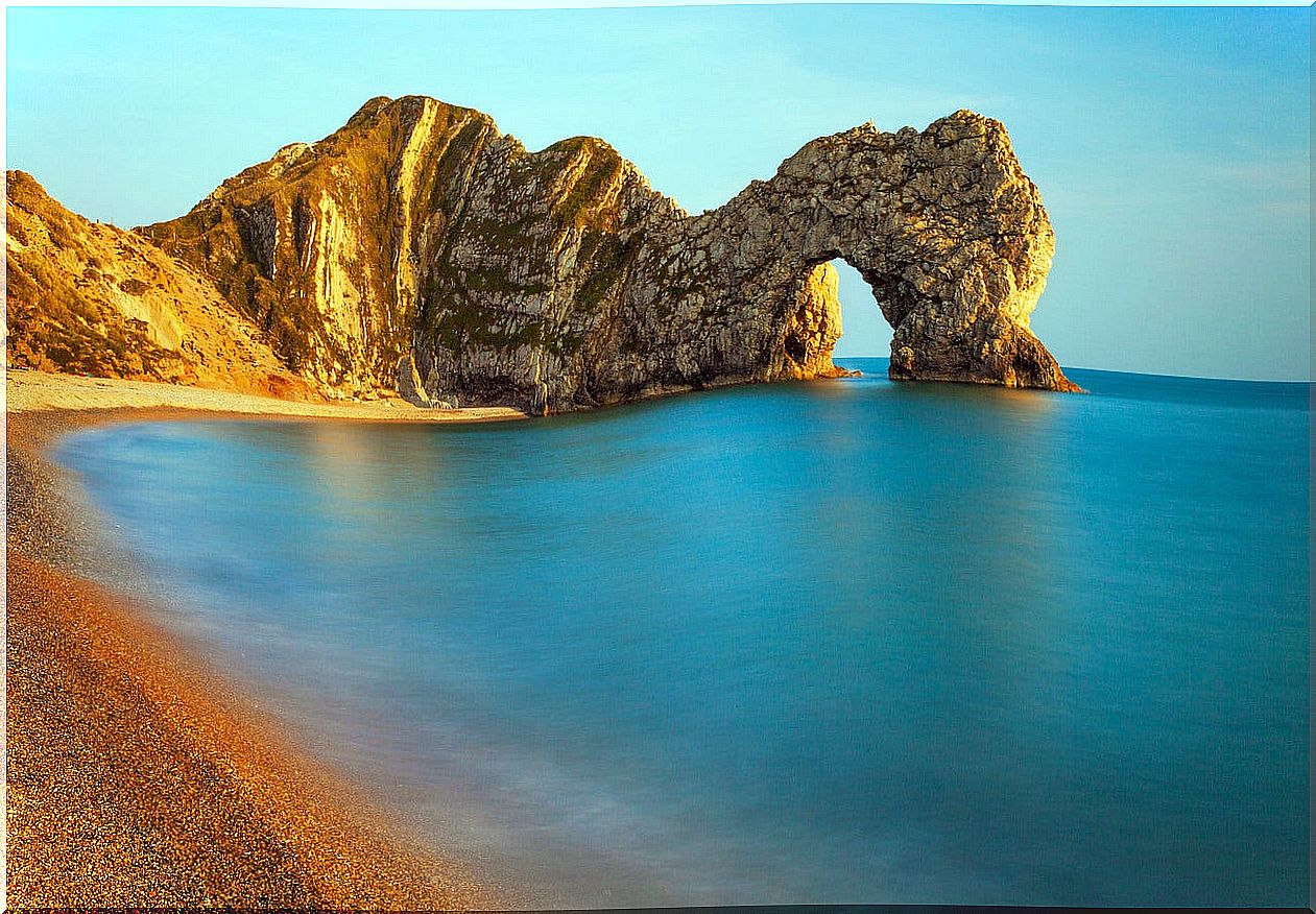 Durdle Door and the Jurassic Coast are two other Lulworth attractions.