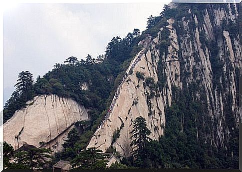 Trail on Mount Hua