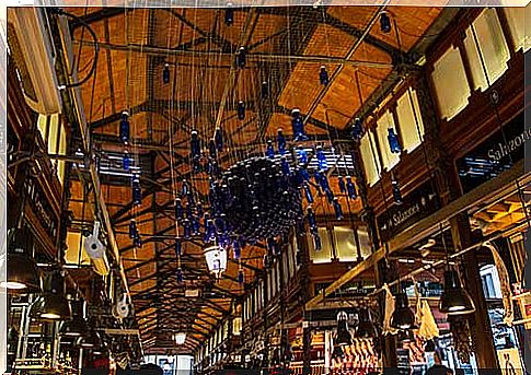 Market-San-Miguel-interior