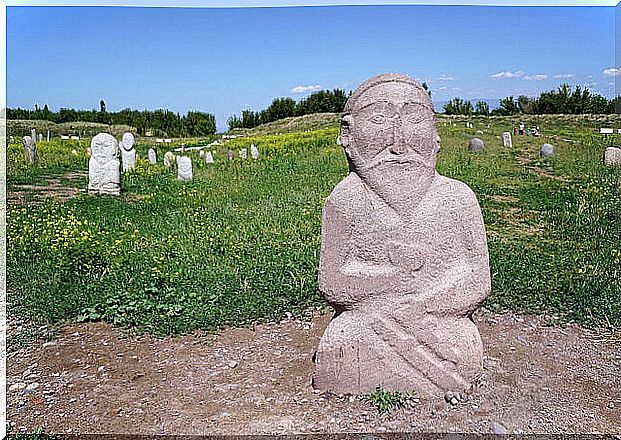 Funerary stelae near the Torre de Burana