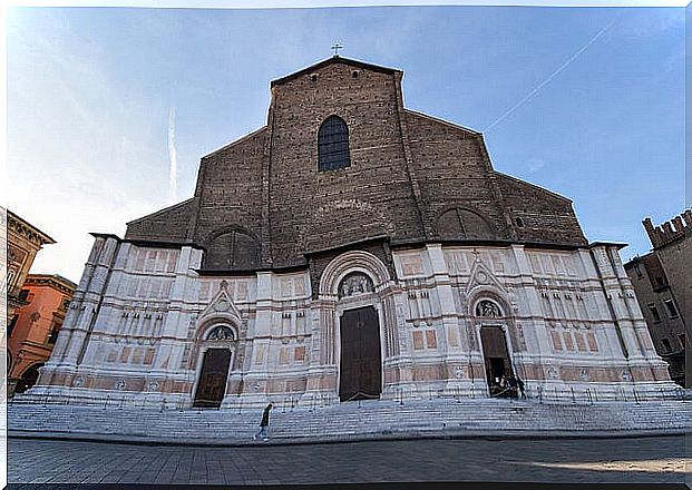 Facade of the Basilica of San Petronio 