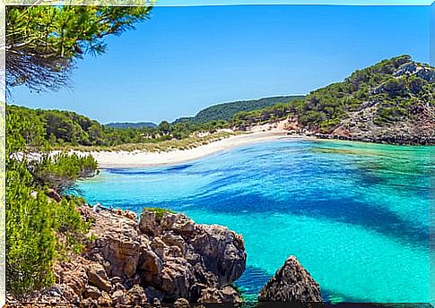 The beautiful Menorca, between coves and crystal clear waters