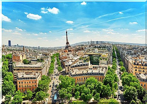 PAris in the best months to travel