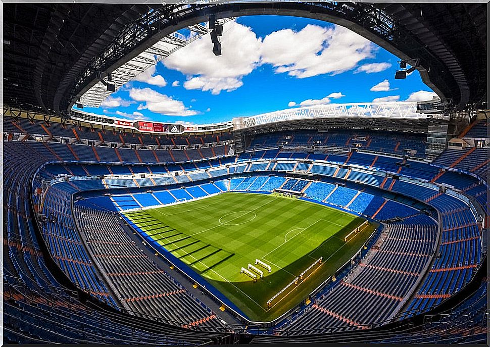 Santiago Bernabeu, one of the places in Madrid to enjoy with the family