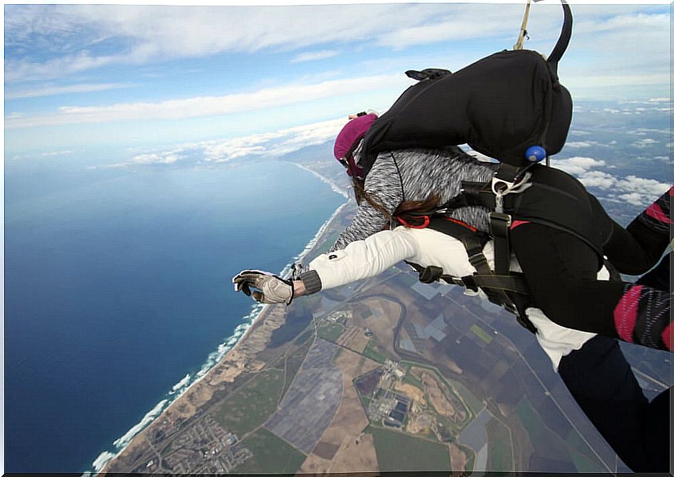 Couple that just jumped on a parachute