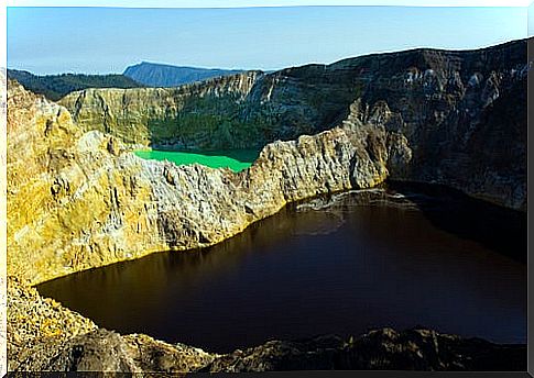 Kelimutu Lakes