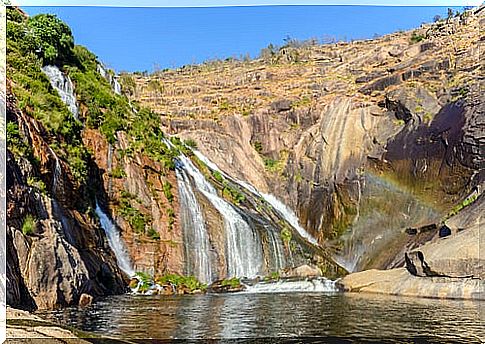 Ézaro waterfall