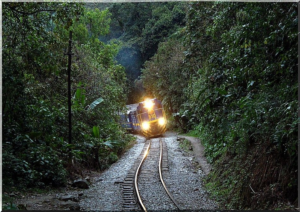 The solar train from Jujuy to Machu Picchu, getting closer and closer