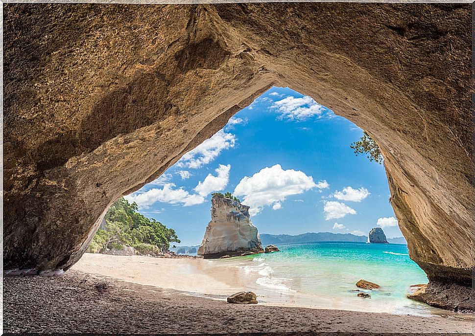 Cathedral Cove in New Zealand