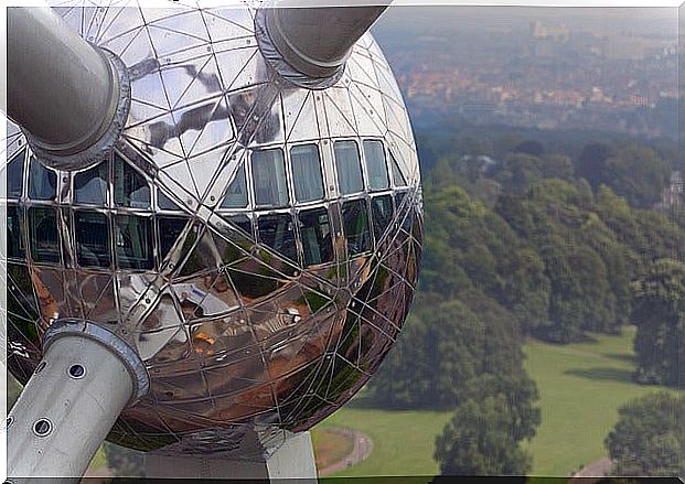 Atomium Sphere