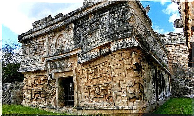 Palace in Chinchén Itzá