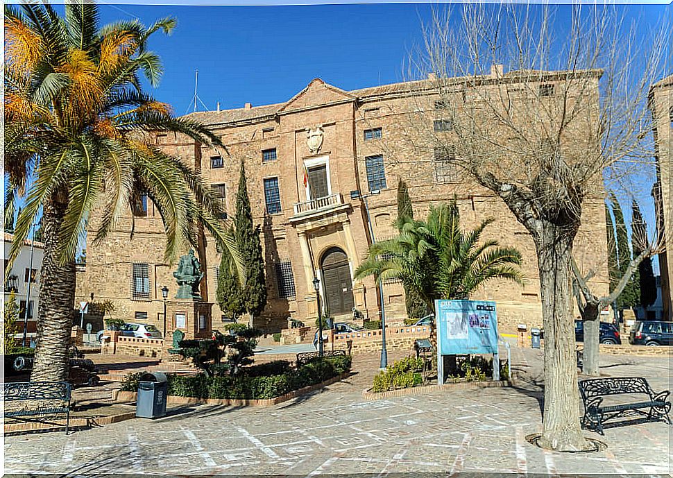 We visit the palace of Santa Cruz del Viso del Marqués