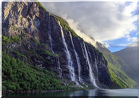 Seven Sisters Waterfall in Norway