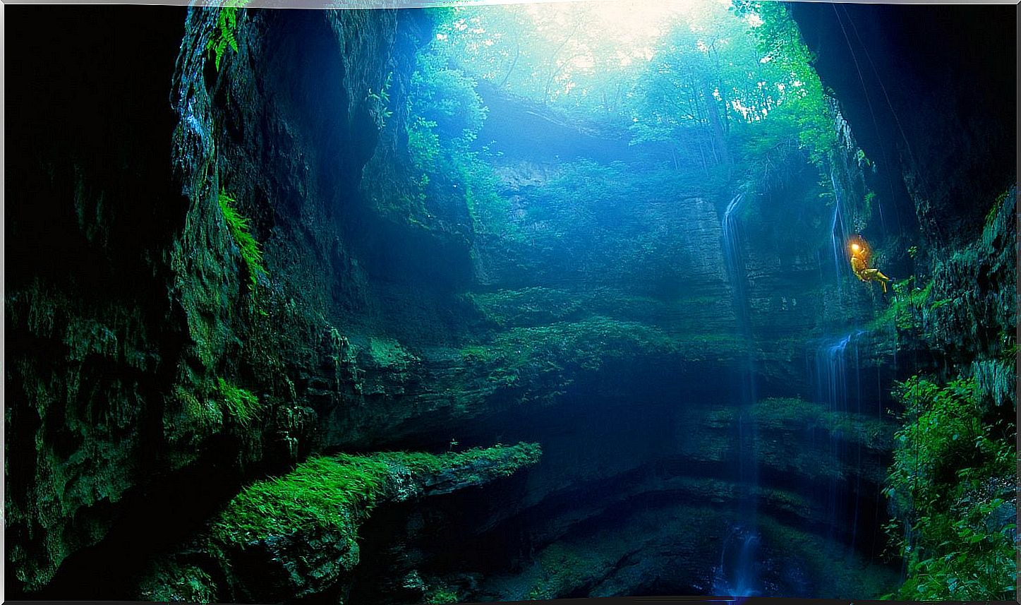 Cenote Pit Neversink