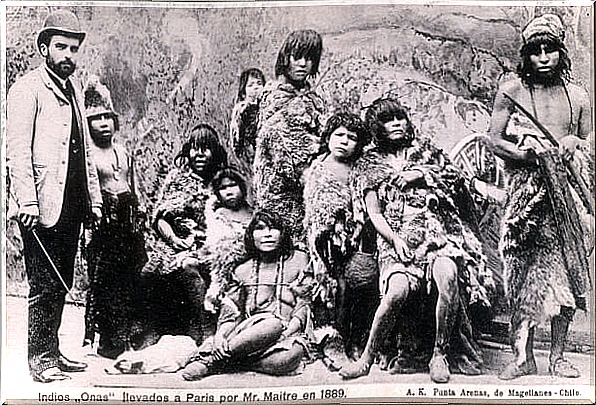 Indigenous people in one of the universal exhibitions